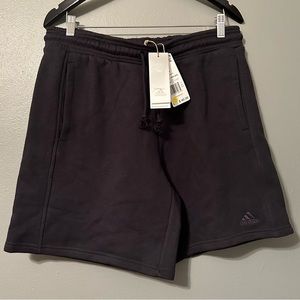 NWT Adidas Sz Large Black All Season Loose Athletic Shorts!